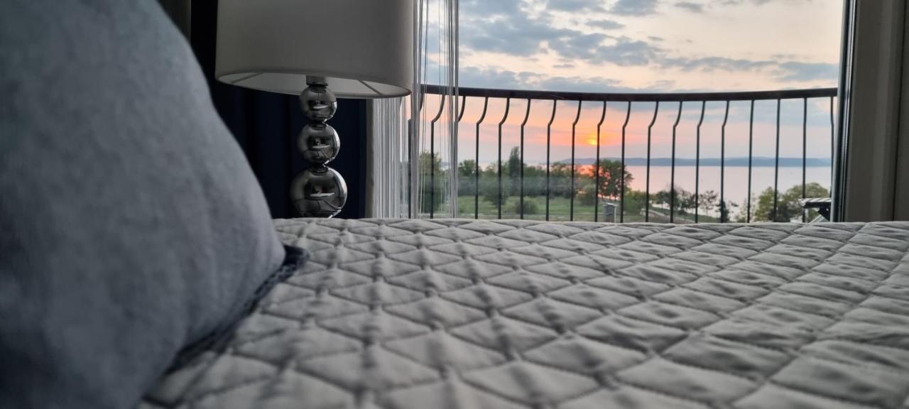 Best Silver Apartman Шіофок Екстер'єр фото
