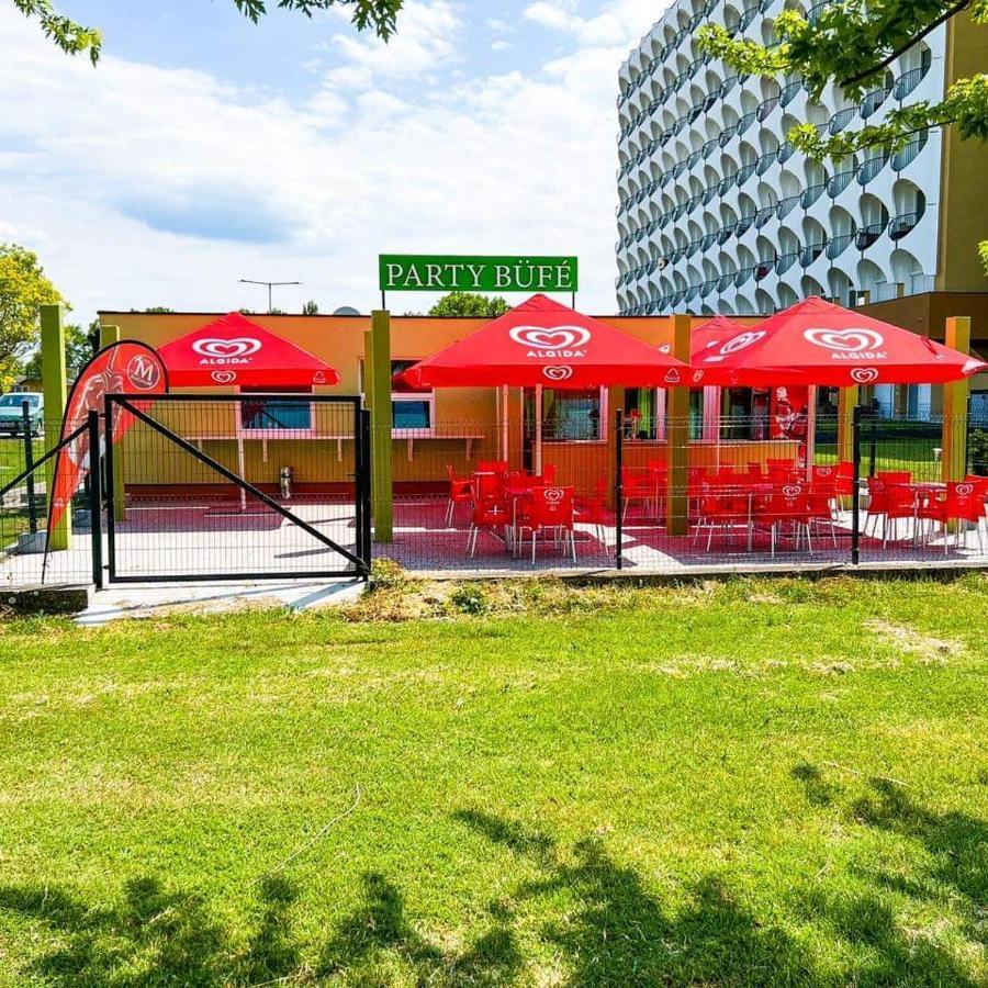Best Silver Apartman Шіофок Екстер'єр фото