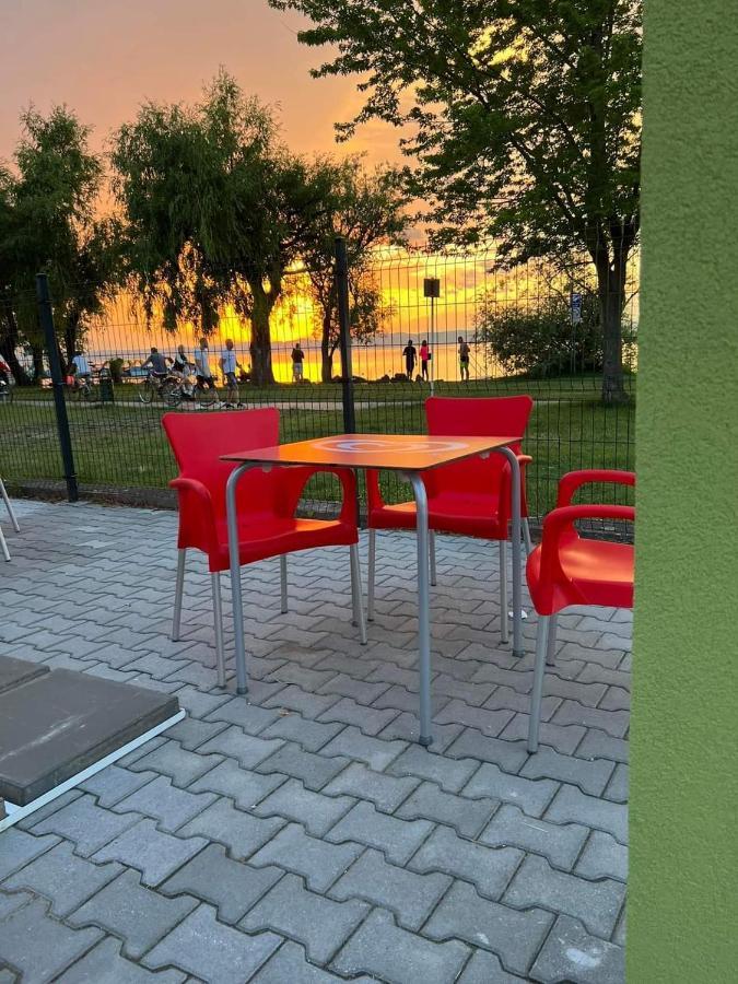 Best Silver Apartman Шіофок Екстер'єр фото